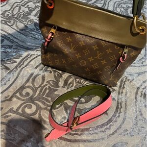 Louis Vuitton authentic handbag in good condition